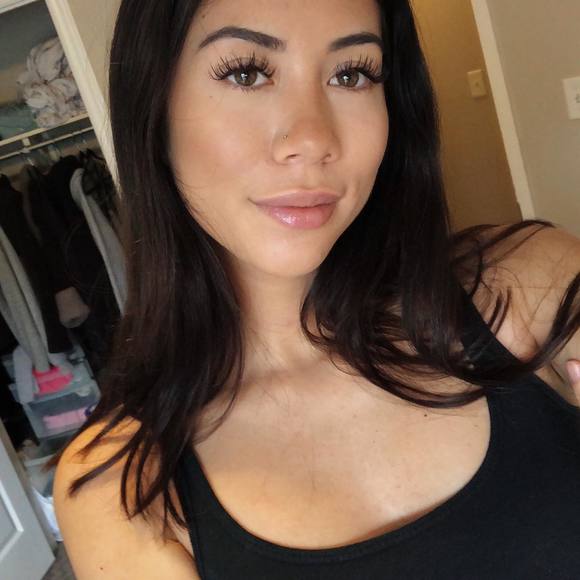 Meet your Posher, Julie - Picture 1 of 1